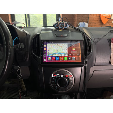 Рамка RM-9-293 под магнитолу 9 дюймов для Chevrolet TrailBlazer / Isuzu D-Max 2 2012-2020