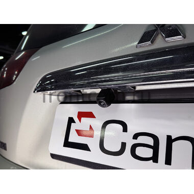 Плафон PL-cam-010 для Toyota Camry V30, V40, Mark 2 110 / Mitsubishi Pajero Sport 2008+, Grandis 2003+ / Mazda MPV 2006+